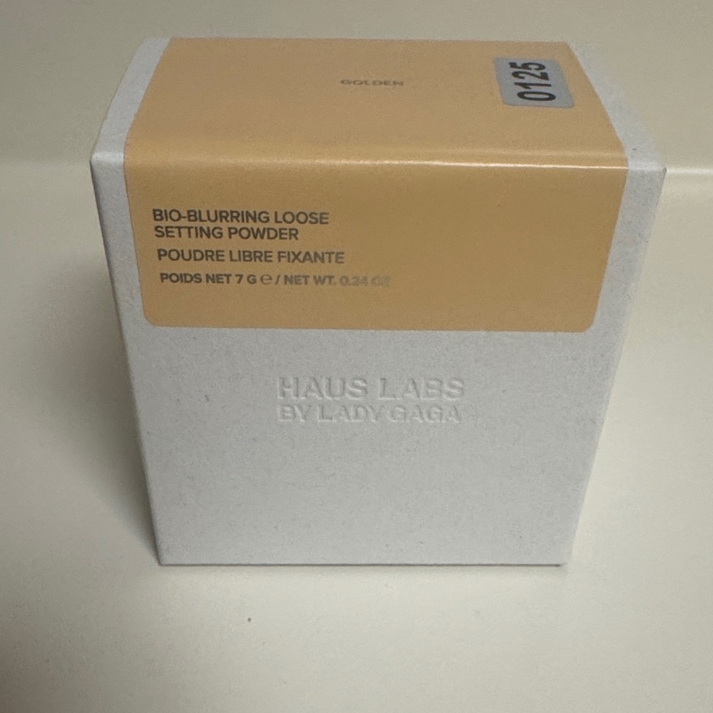 Haus Labs By Lady Gaga Bio-Blurring Loose Setting Powder – Cream & White Box